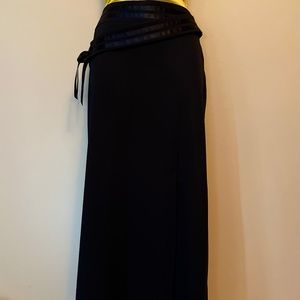 COLLECTION RIO SZ 10 BLACK MAXI SKIRT WITH RIBBON TIE BELT